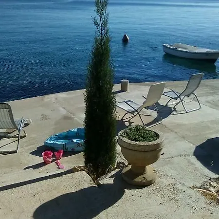 Ante Casa de Férias Starigrad Paklenica
